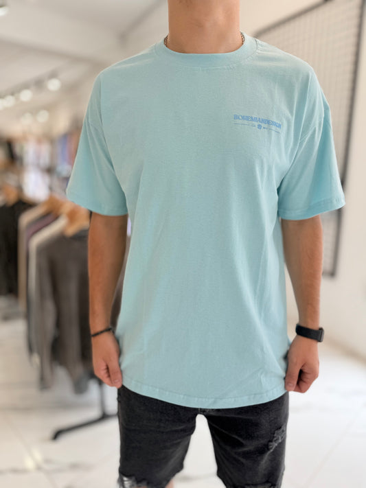 Remera oversize celeste "Waves"