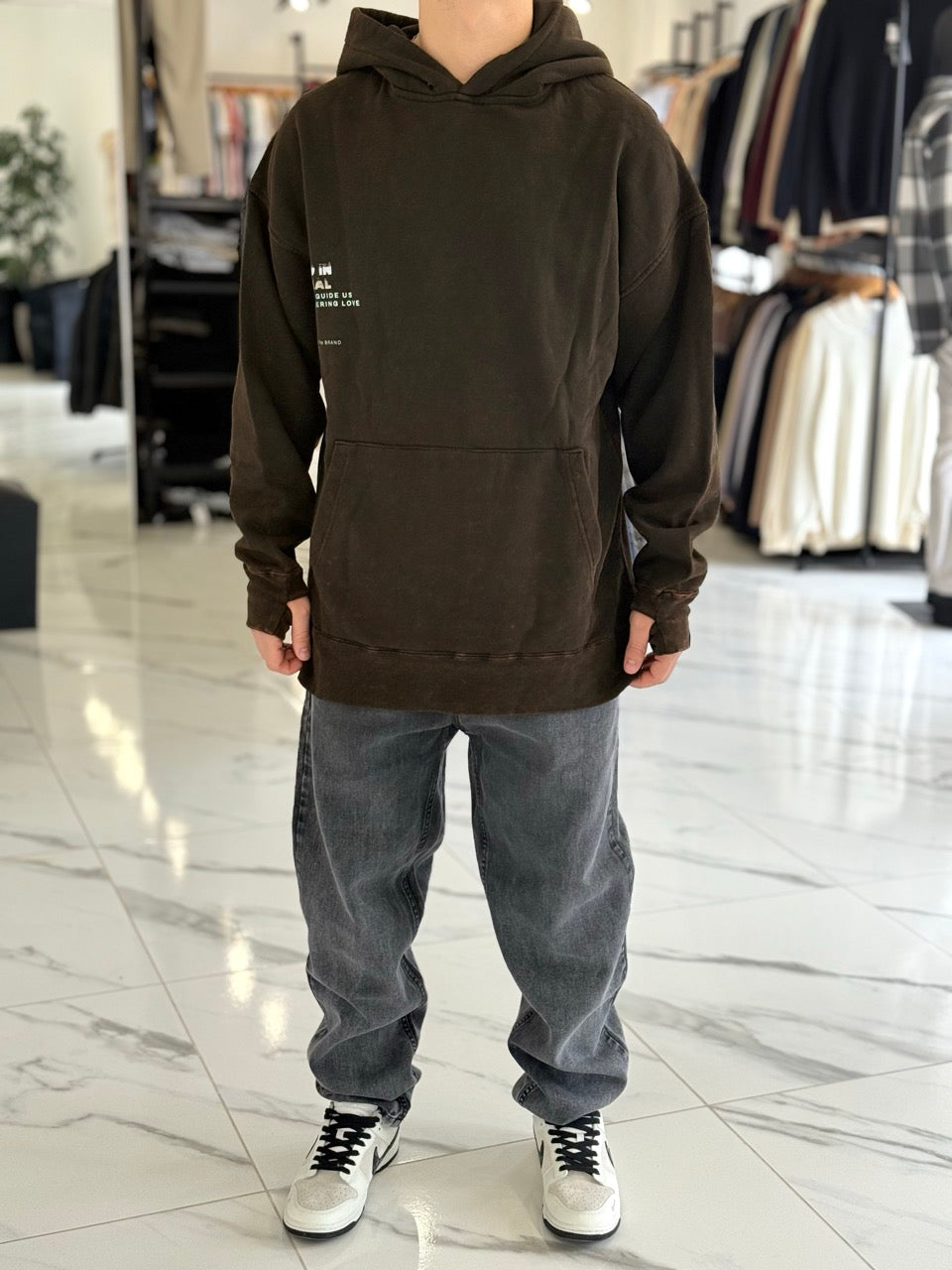 Canguro oversize chocolate "Hereal"