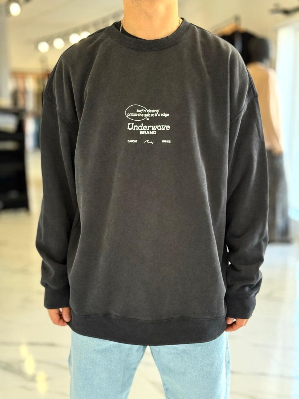 Buzo oversize "Caleta" negro