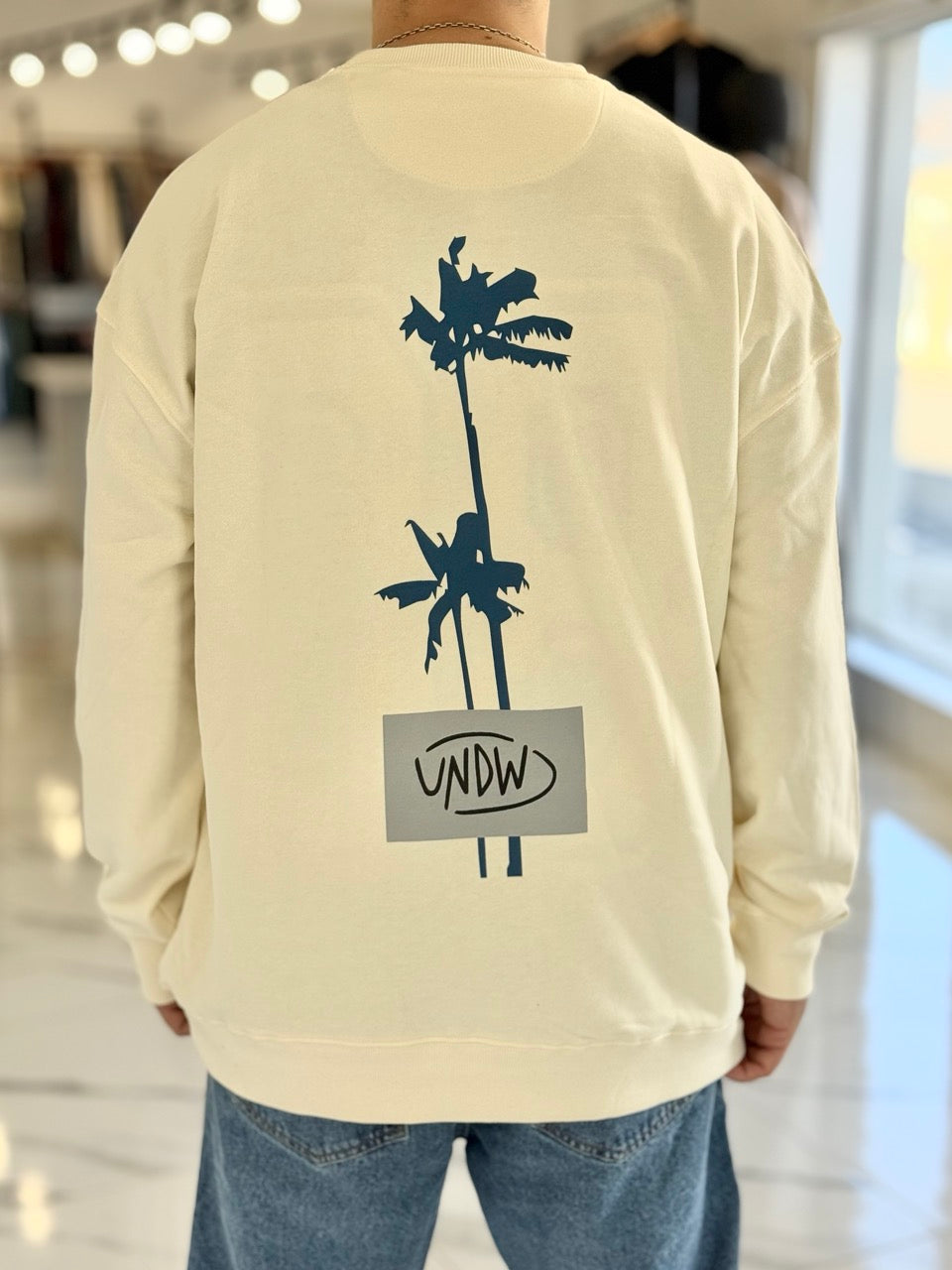 Buzo oversize "Palmera" vainilla