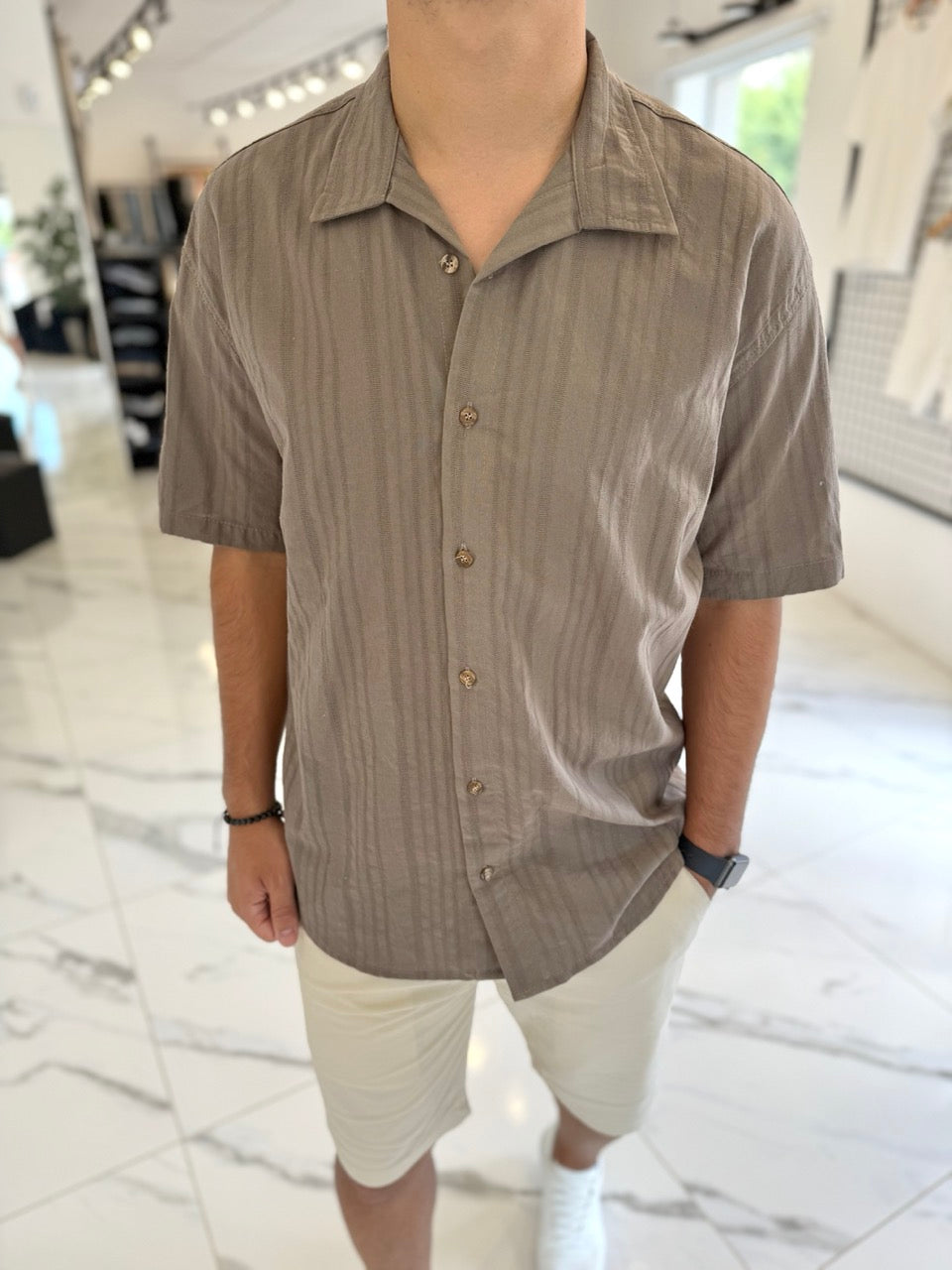 Camisa MC marrón