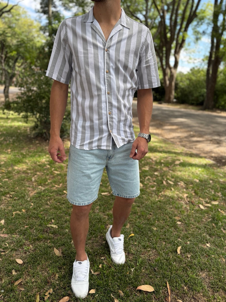 Camisa MC rayada gris