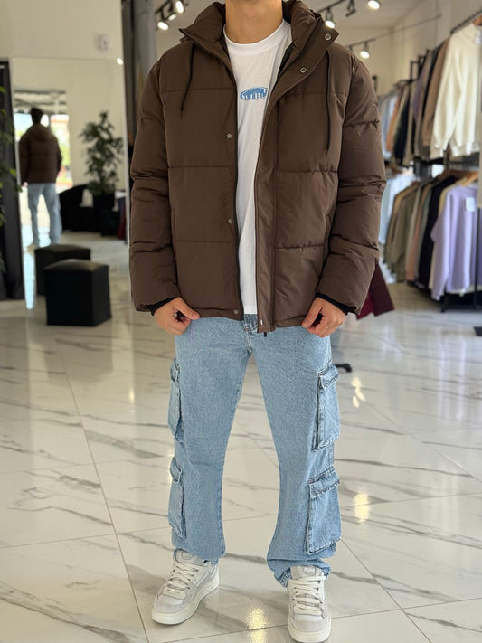 Campera puffer impermeable chocolate