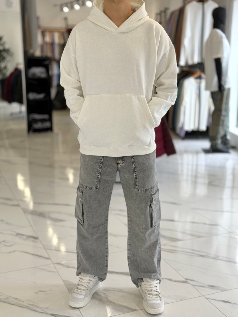 Canguro oversize blanco liso