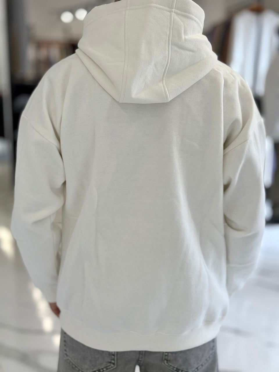 Canguro oversize blanco liso
