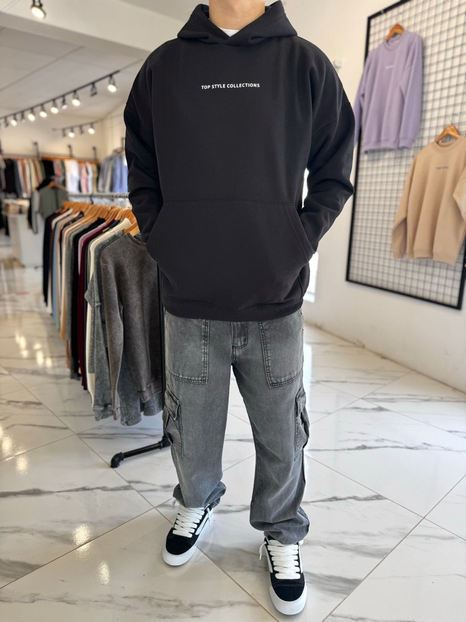 Canguro oversize negro "collections"