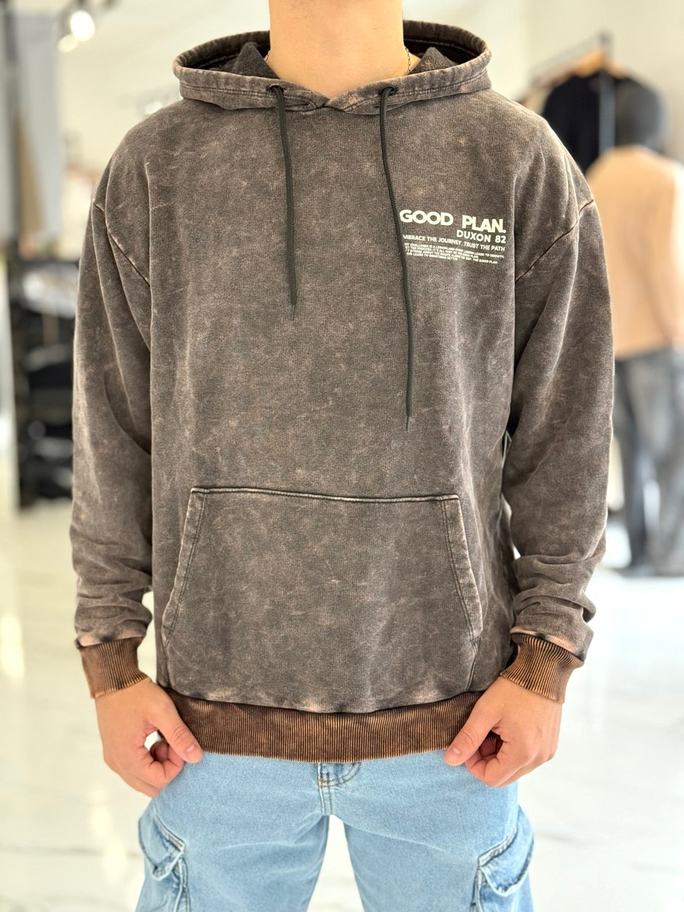 Canguro oversize gastado "Good Plan"