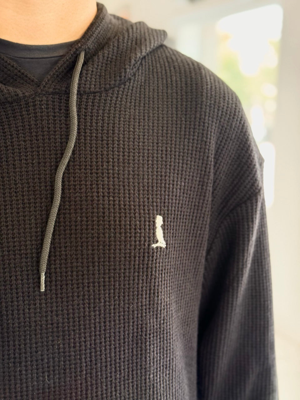 Canguro oversize tejido negro