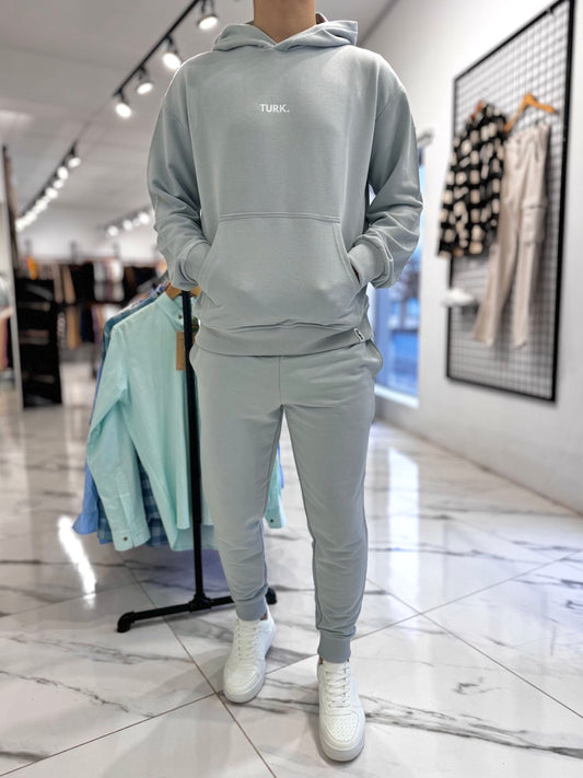 Conjunto jogging celeste claro