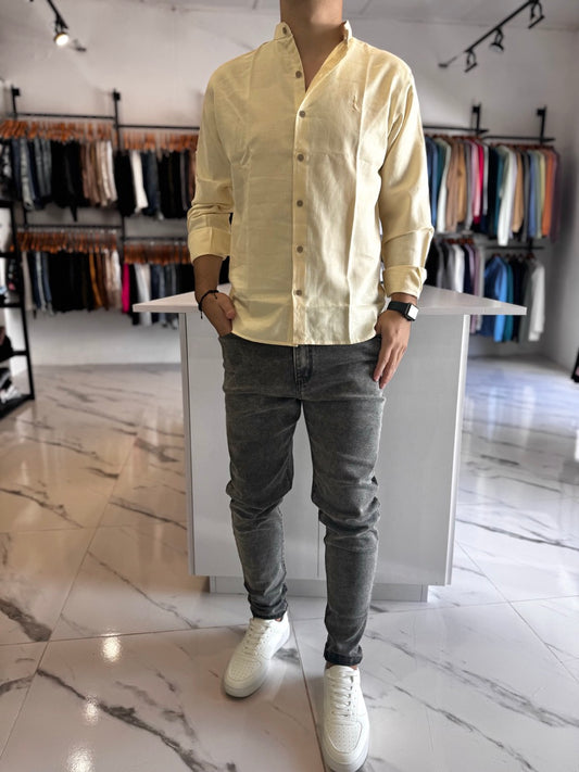 Camisa mao amarilla