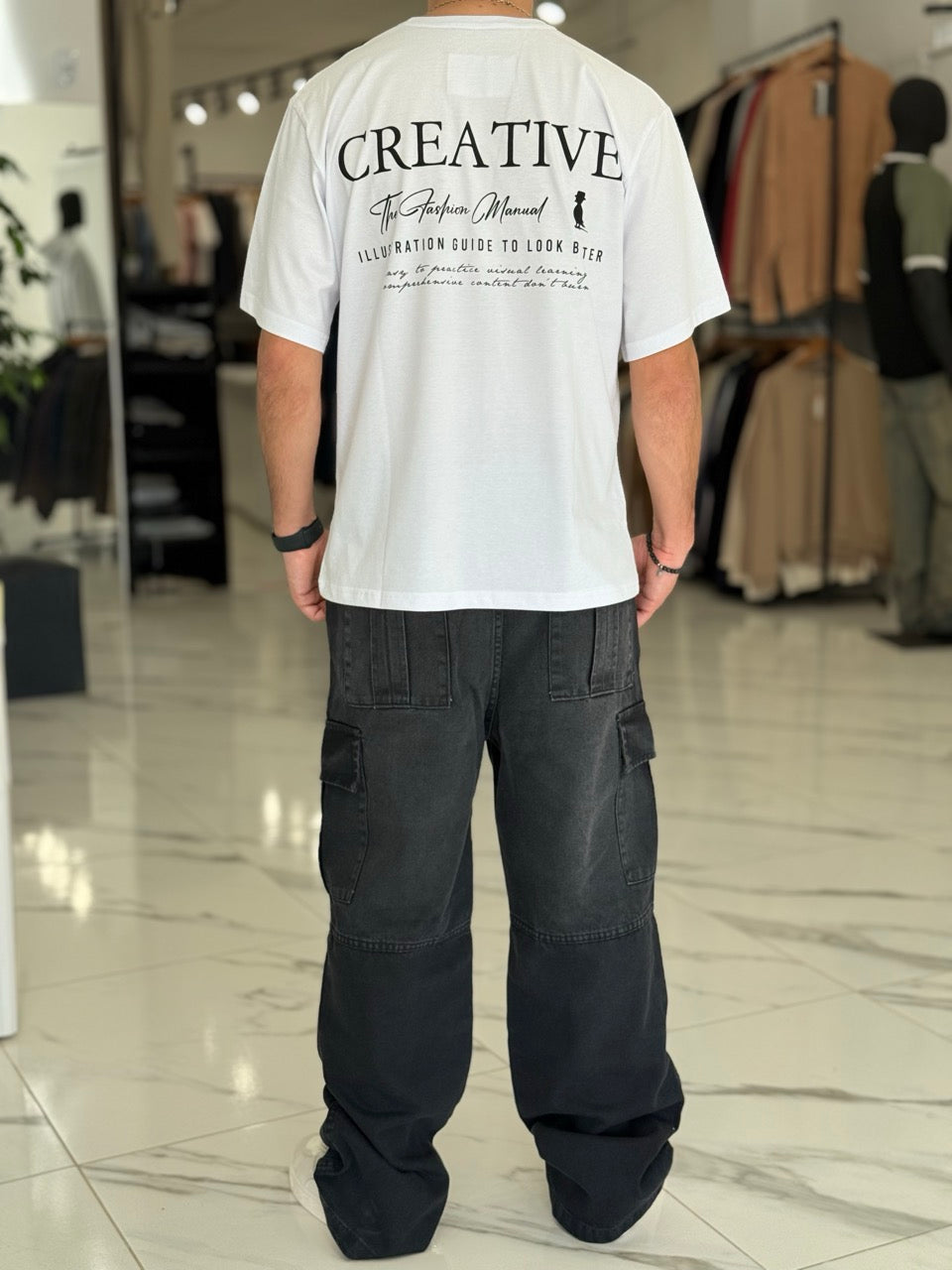 Remera oversize “Creative”