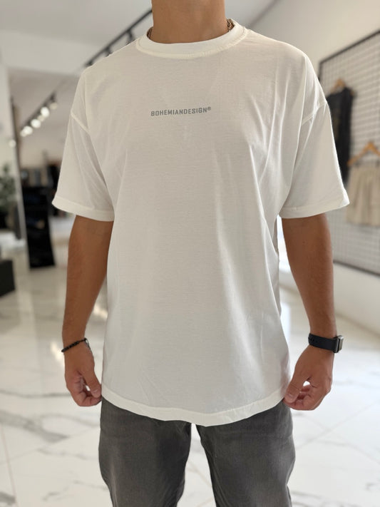 Remera oversize blanca "future"