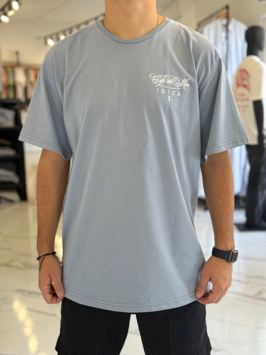 Remera oversize “Ibiza”