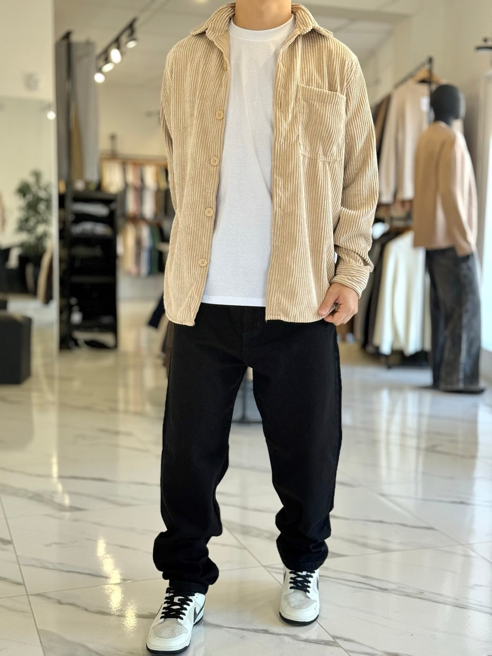 Sobrecamisa de pana beige