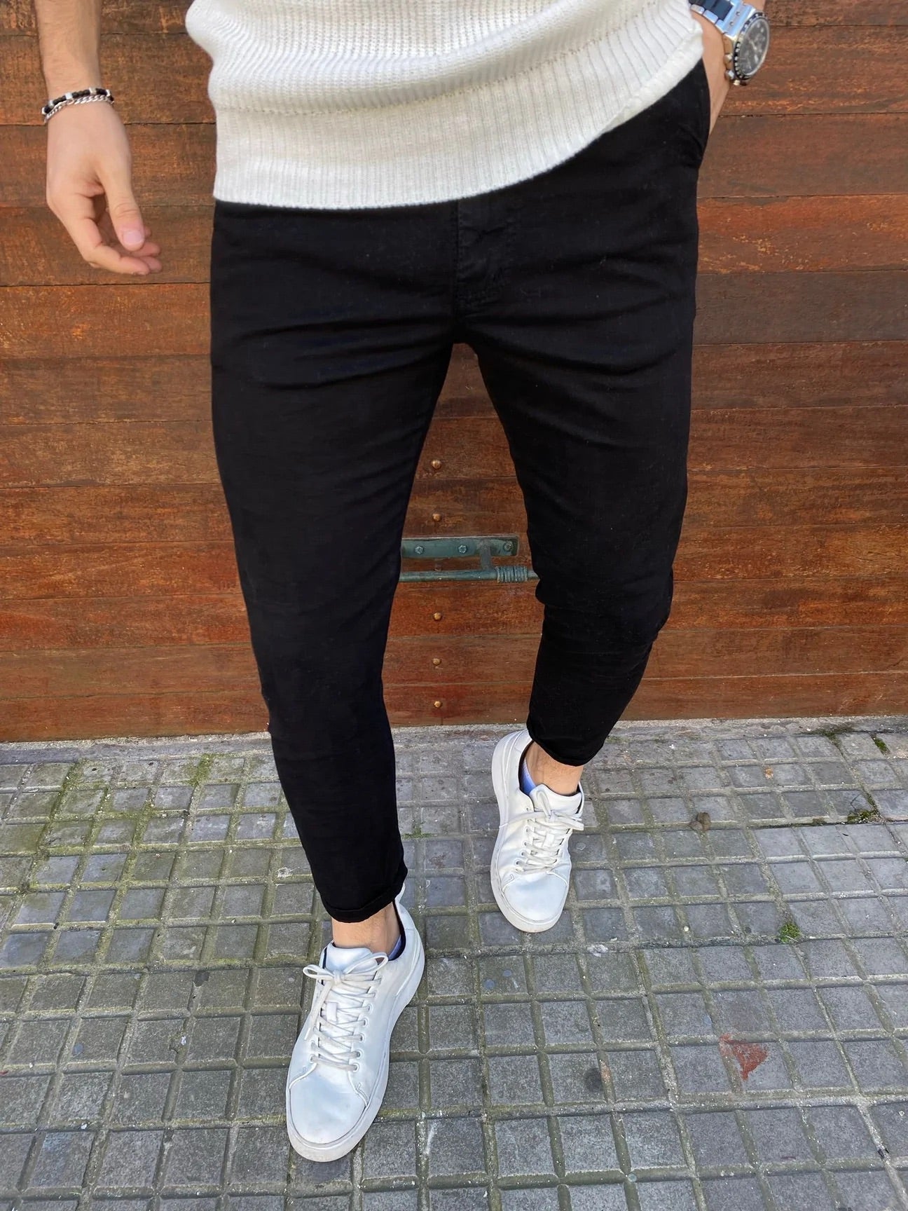 Pantalón chino sin puño negro