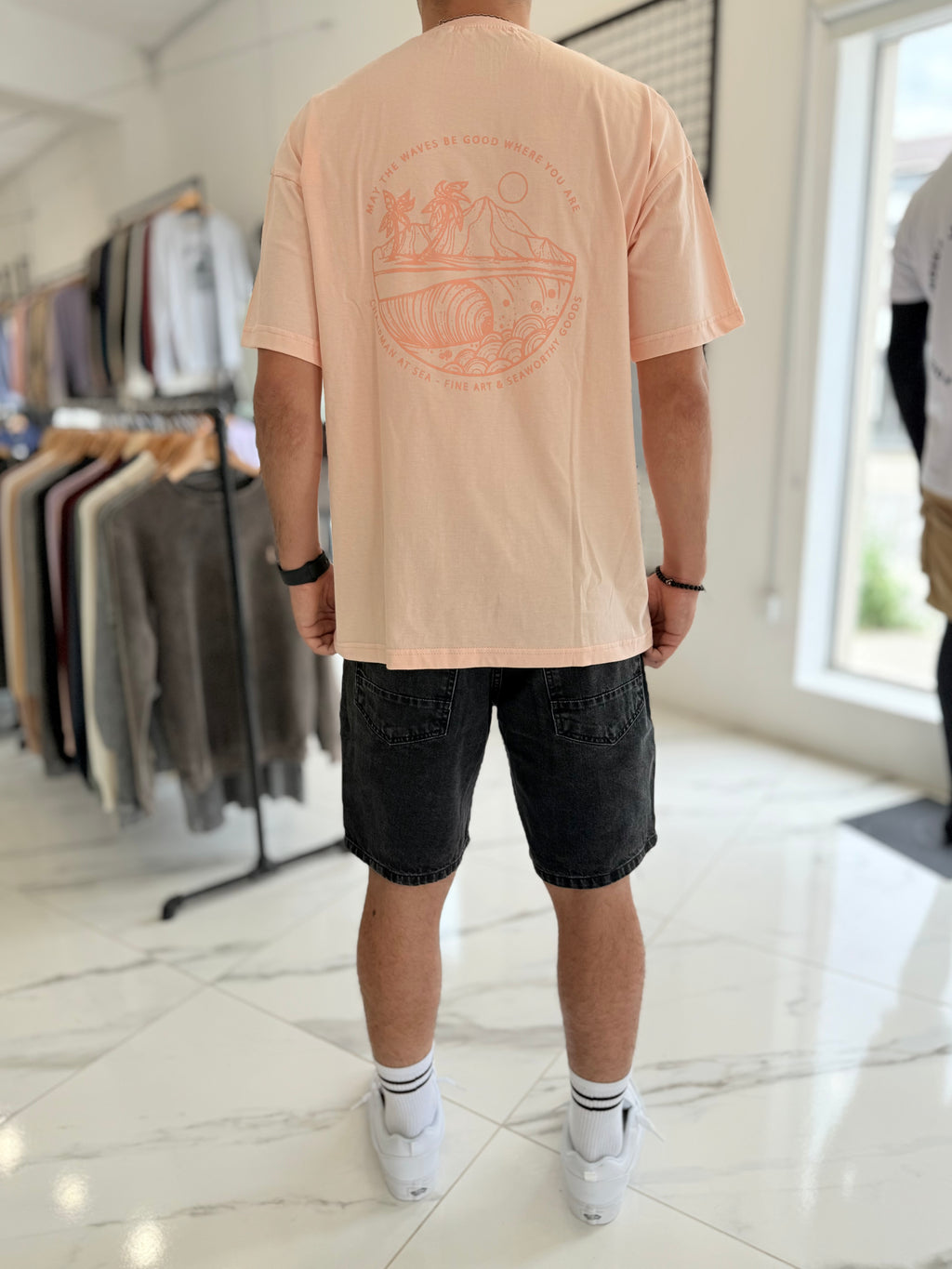 Remera oversize salmon "Waves"