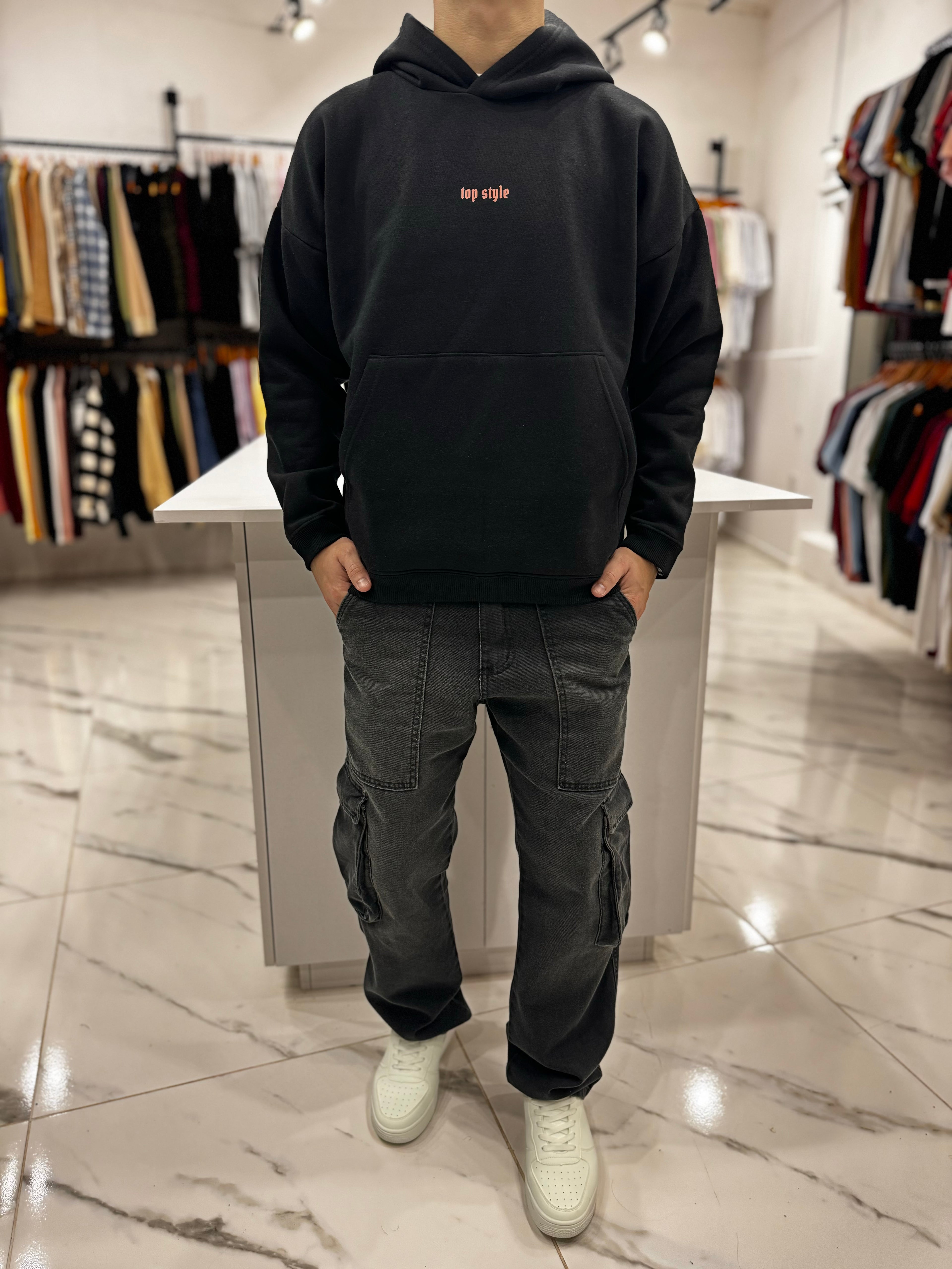 Canguro oversize negro "mariposa"