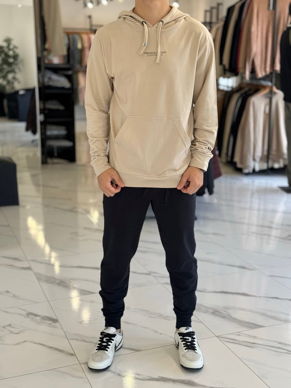 beige
