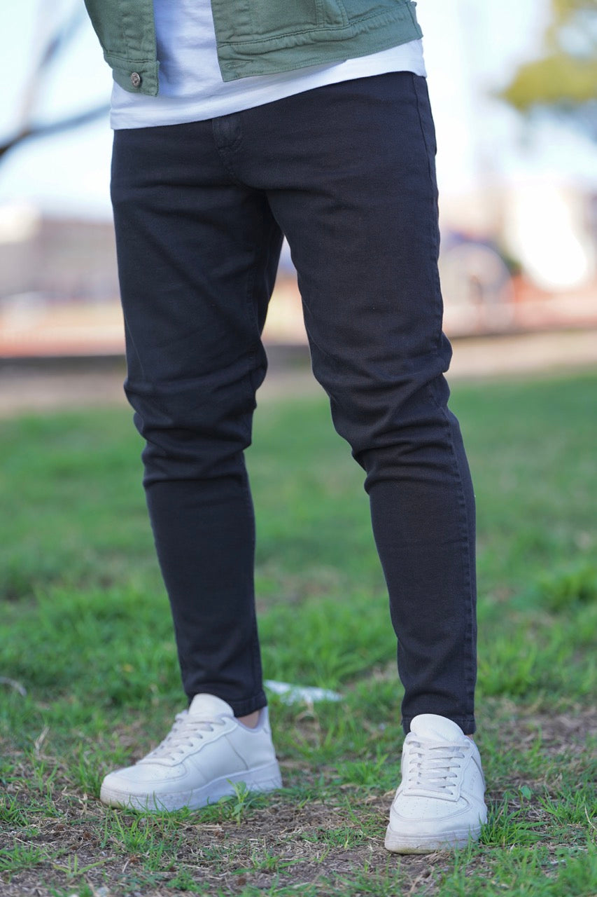 Skinny black liso