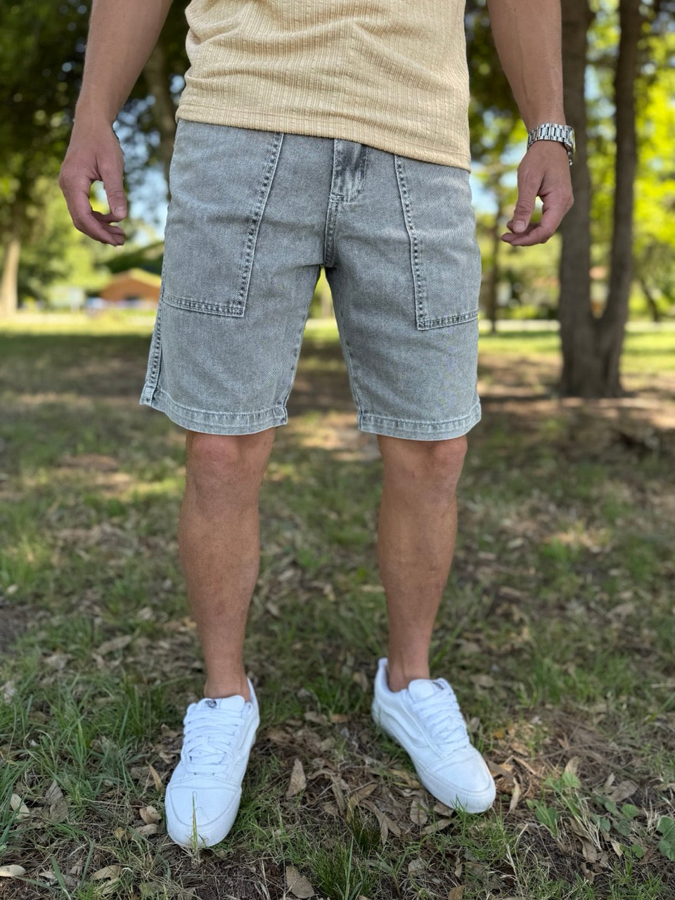 Bermuda jean con costuras