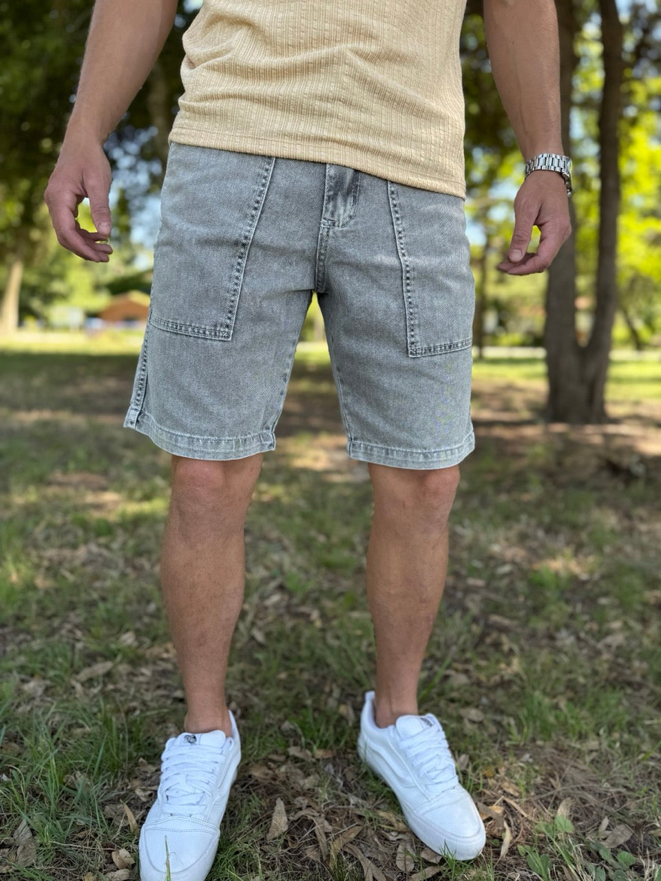 Bermuda jean con costuras