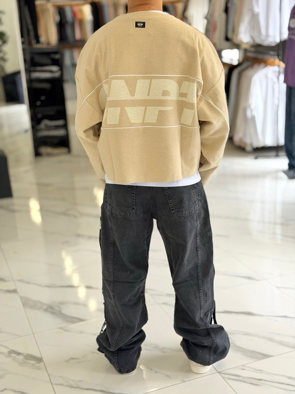 beige