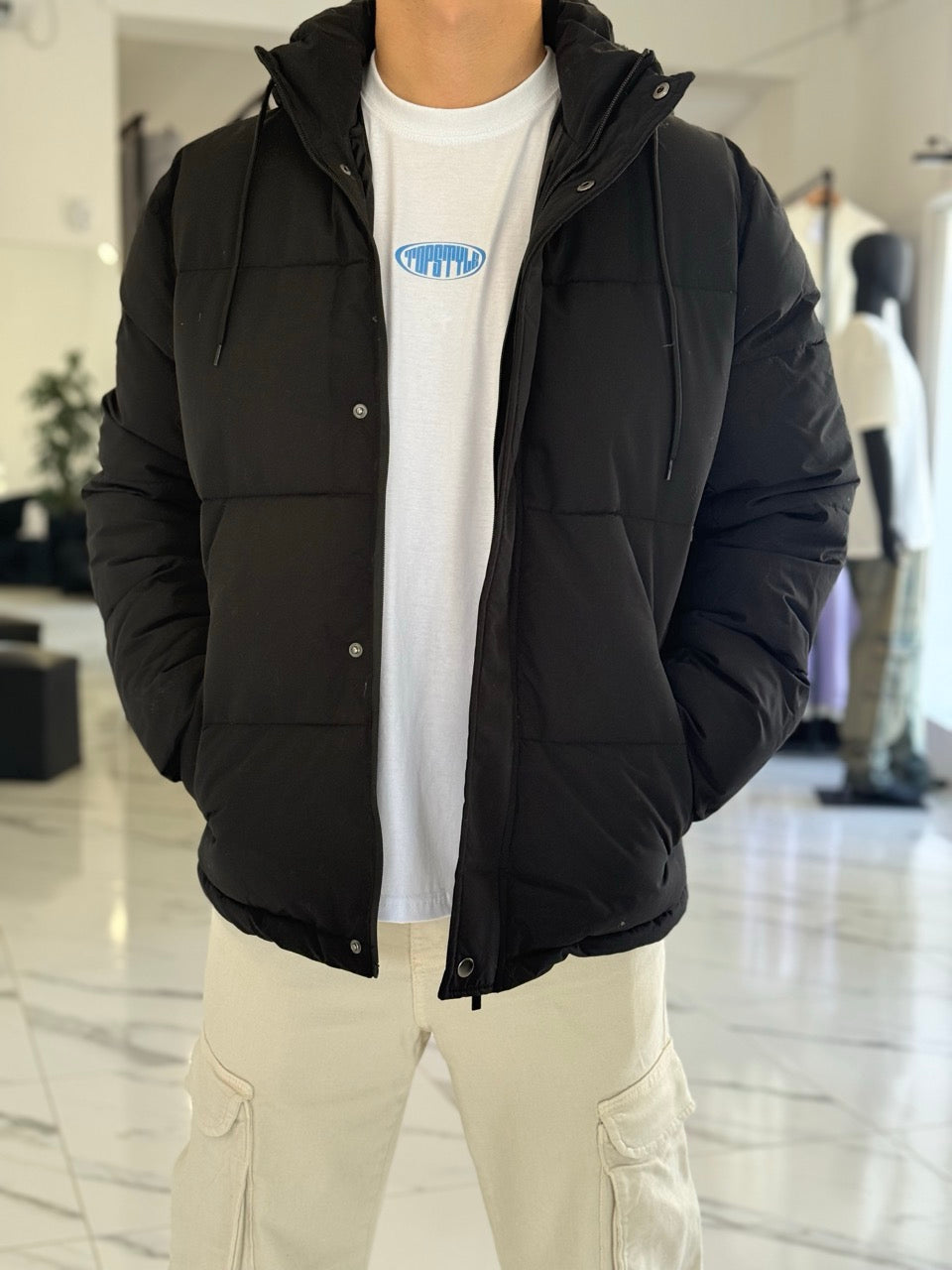 Campera puffer impermeable negra