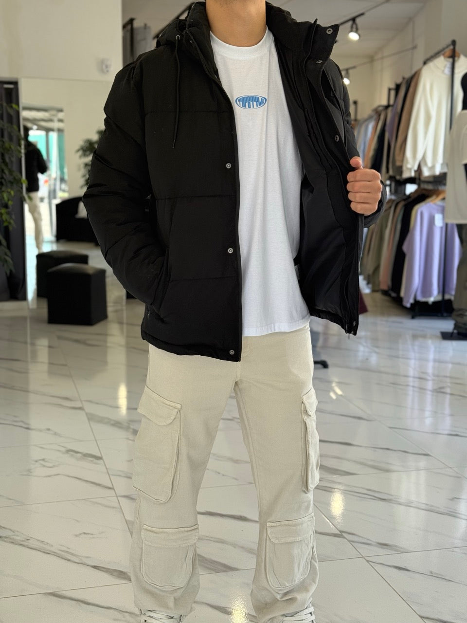 Campera puffer impermeable negra