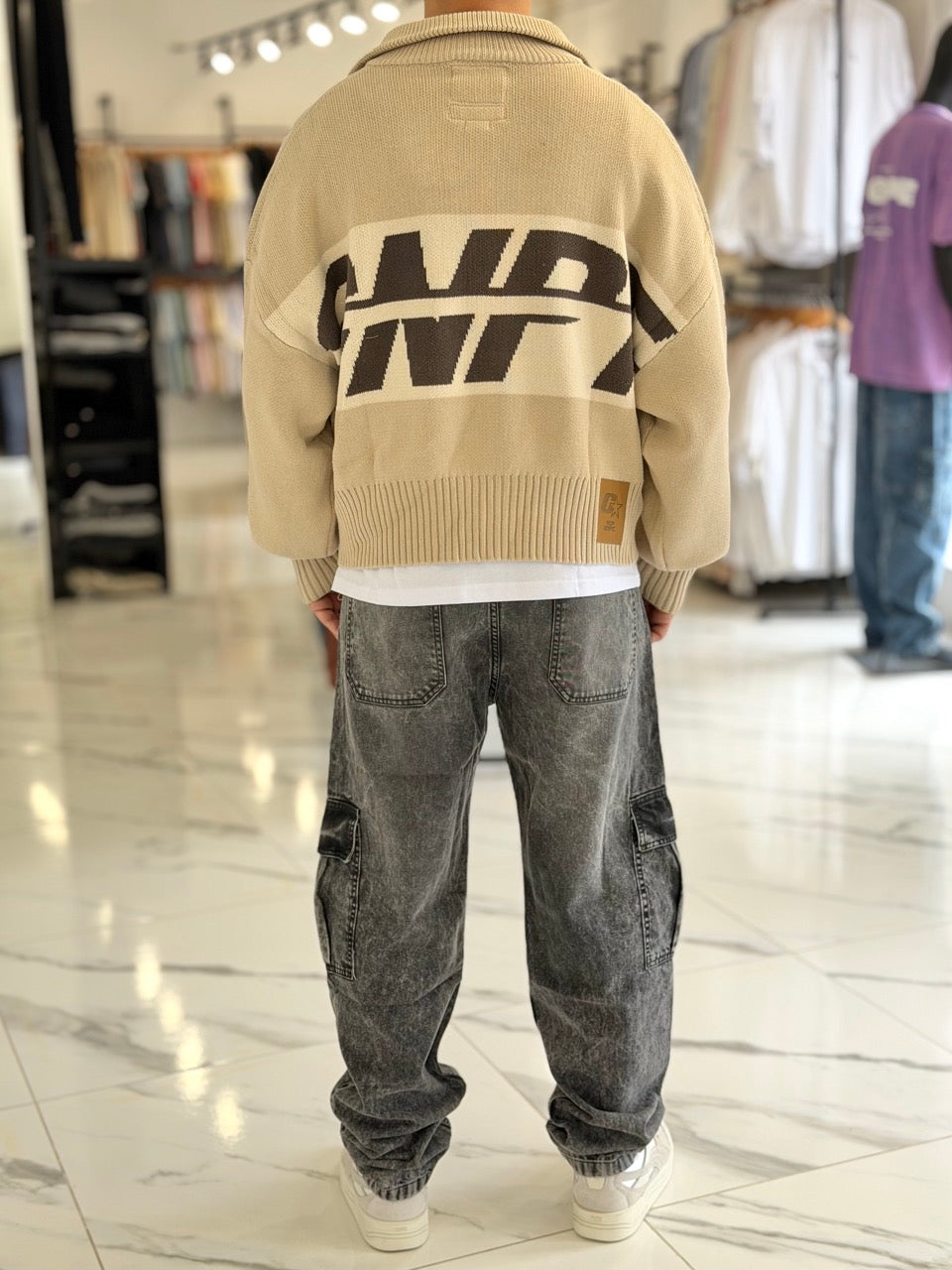beige
