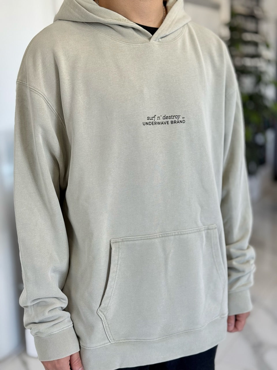 Canguro oversize "pez" gris