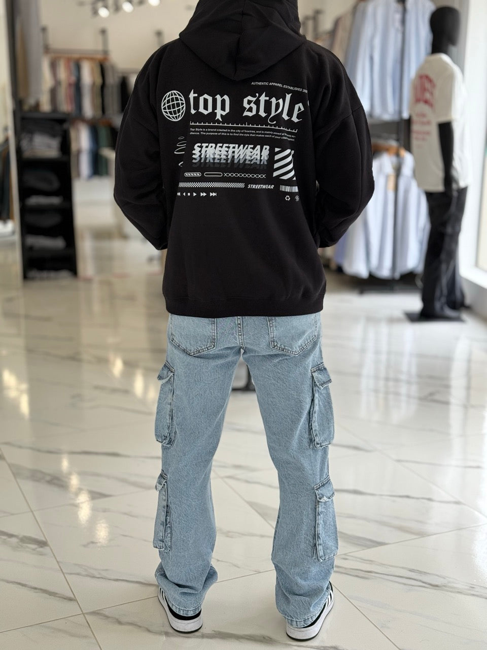 Canguro oversize negro "streetwear"
