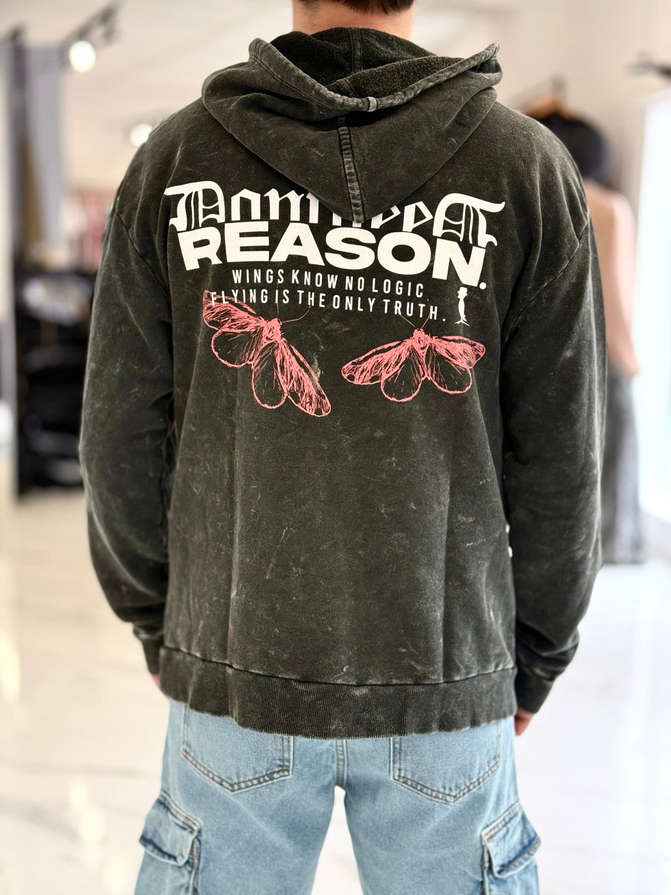Canguro oversize gastado "Reason"