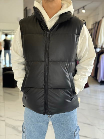 Chaleco cuerina negro