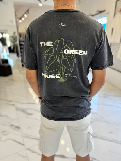Remera gastada negra “Green House”