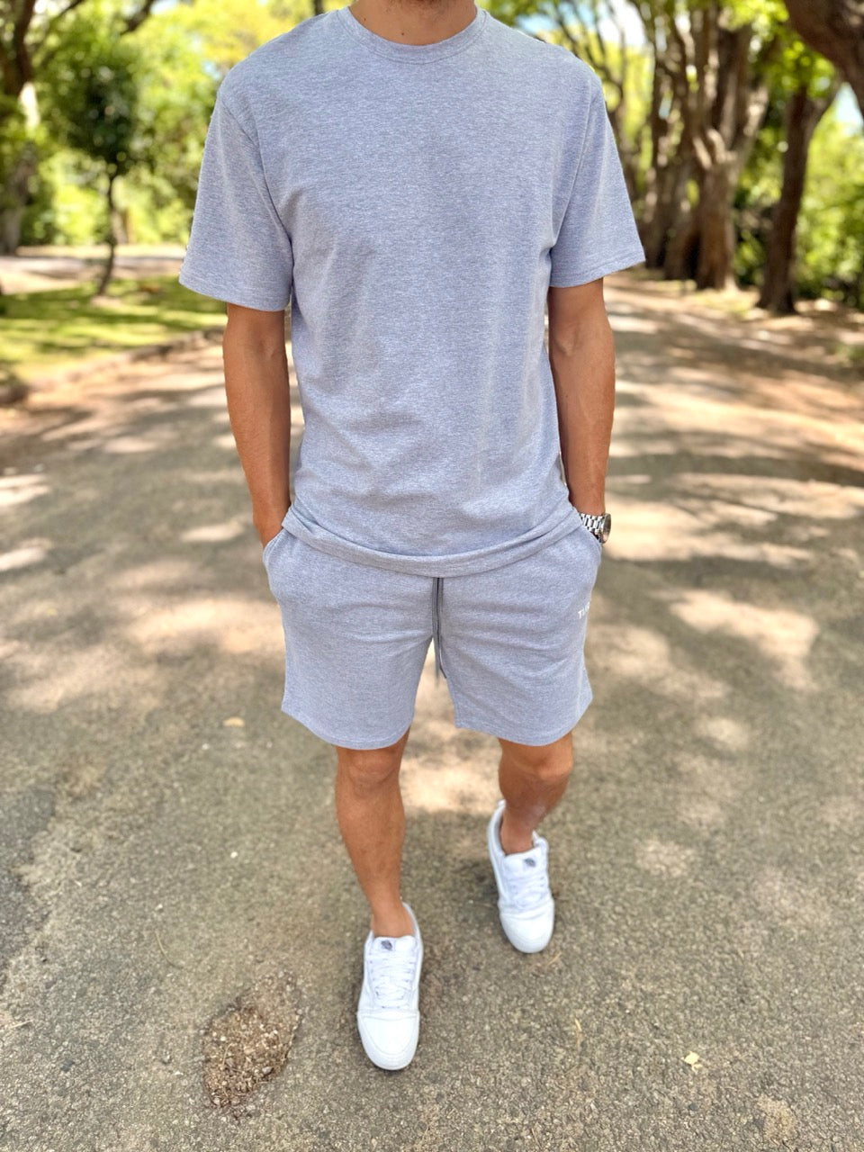 Conjunto gris