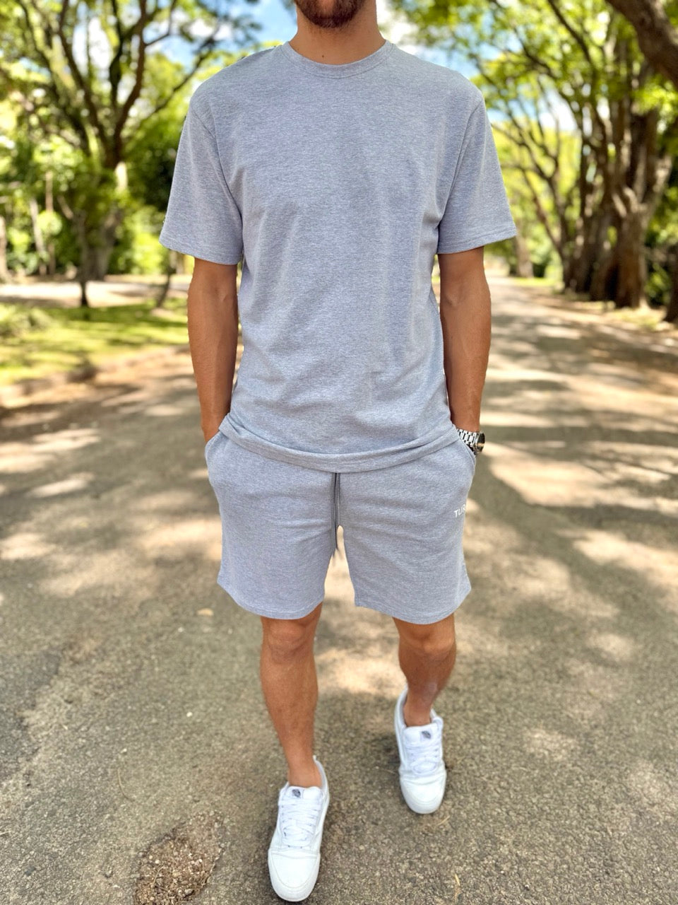 Conjunto gris
