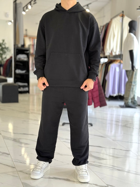 Conjunto deportivo oversize negro