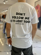 Remera doble estampa blanca “don't follow me”