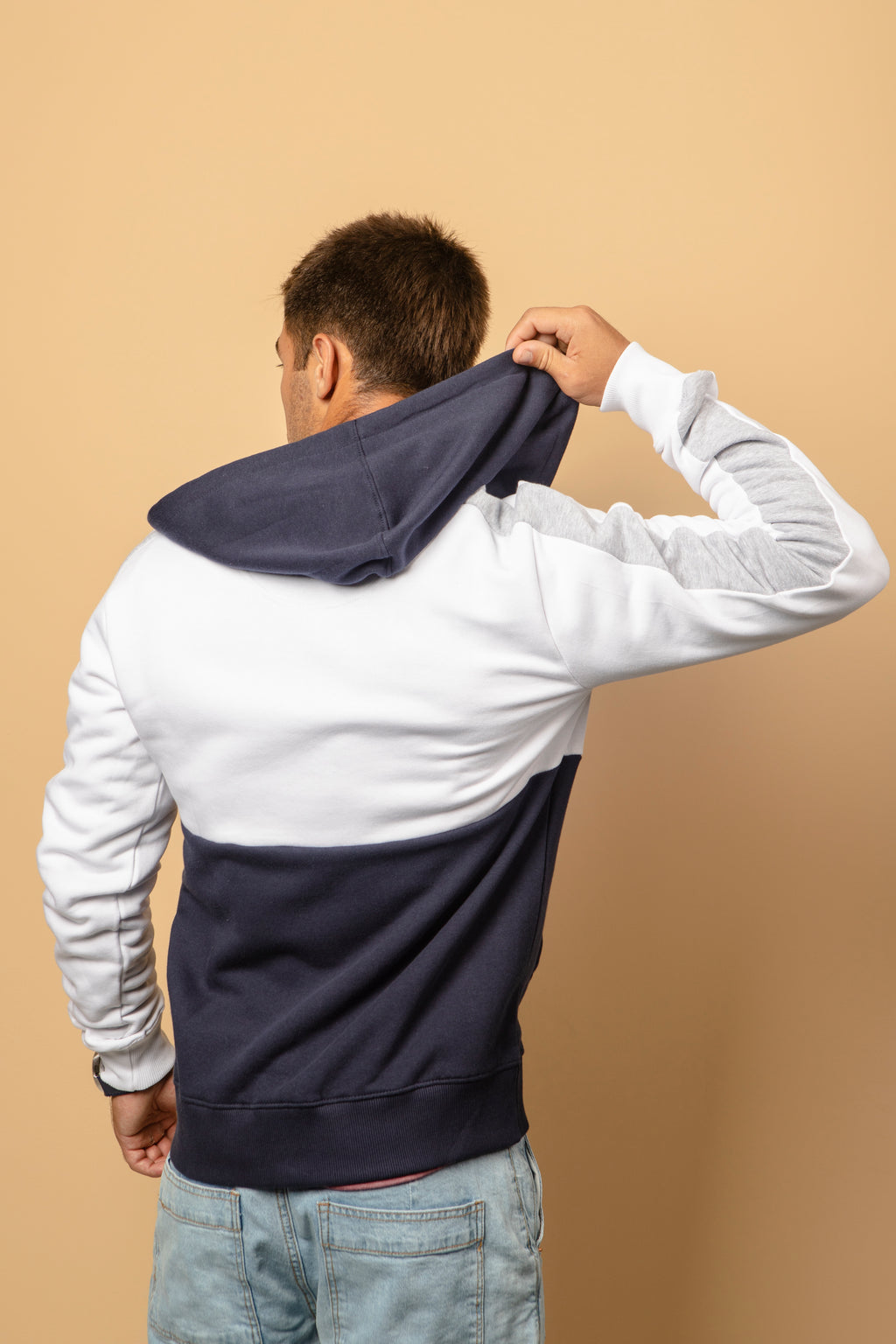 Campera con felpa combinada