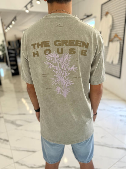 Remera oversize gastada verde “Green House”