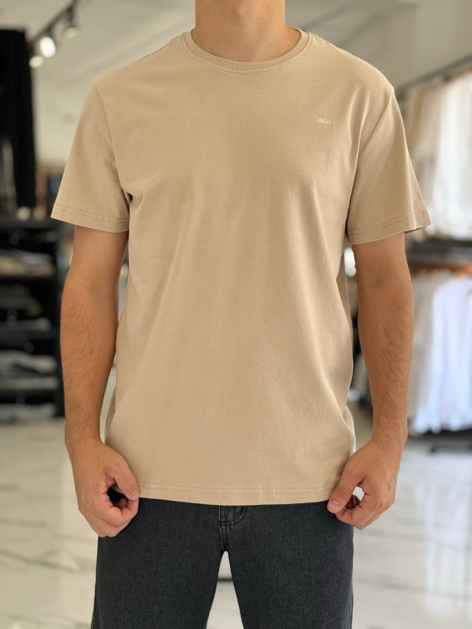 beige