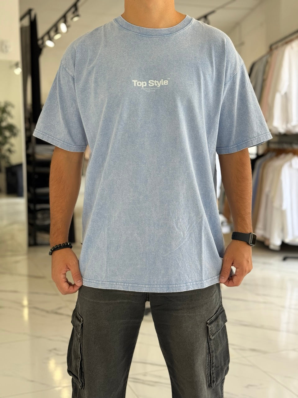 Remera oversize gastada "Dream Big"