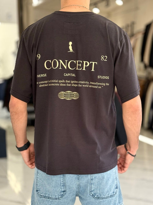 Remera oversize “Concept”