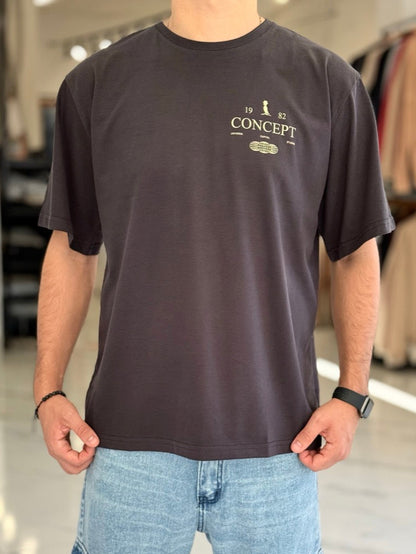 Remera oversize “Concept”