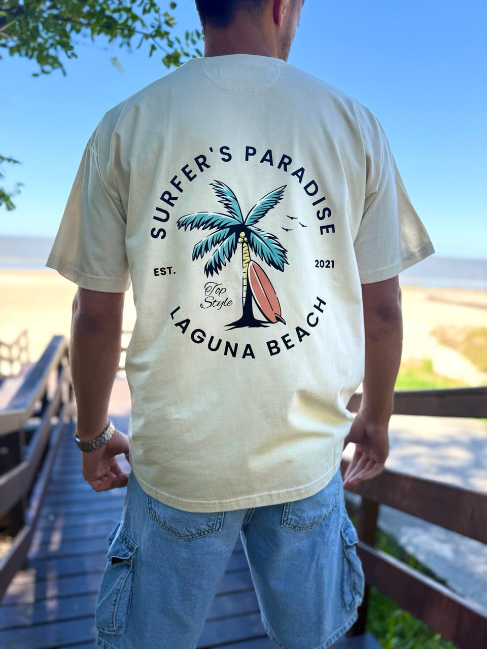 Remera oversize beige "surfers"