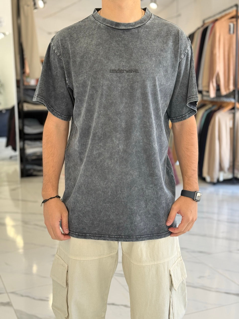 Remera oversize gastada “Senecio”